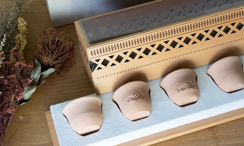 DIFC Wooden Box with Clay Coffee Cups Kashida Design