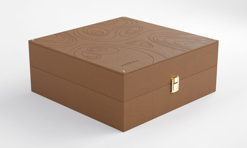 Luxury Falcon Sculptures Kashida Design