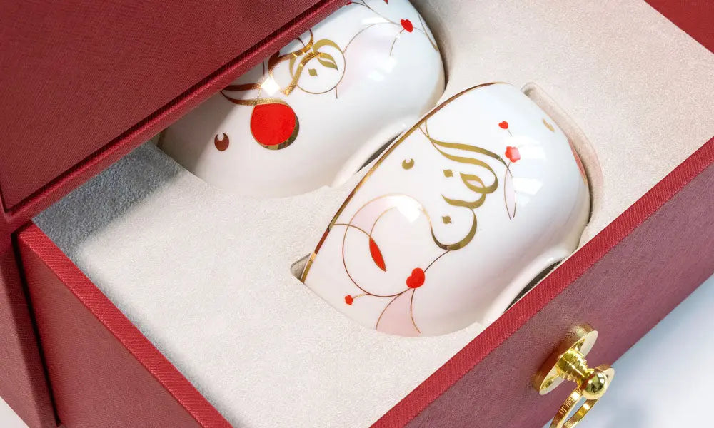 Arabic Coffee Cup + Bowl Set in VIP Leather Box Kashida Design
