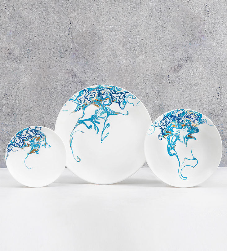 Contemporary porcelain dinner plate with Arabic calligraphy fluid art