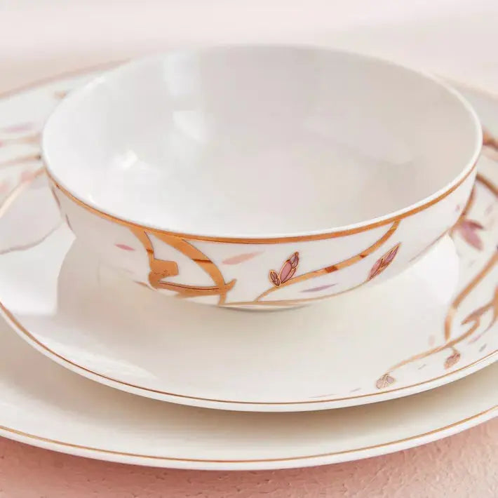 Kashida collaborates with Home Centre during Ramadan on an exclusive collection to bring modern beautiful Islamic homeware and furniture to Home Centre stores across the region
