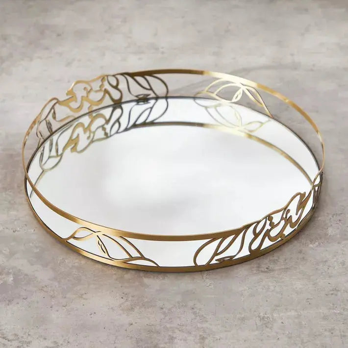 Kashida collaborates with Home Centre during Ramadan on an exclusive collection to bring modern beautiful Islamic homeware and furniture to Home Centre stores across the region