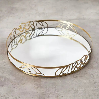 Kashida collaborates with Home Centre during Ramadan on an exclusive collection to bring modern beautiful Islamic homeware and furniture to Home Centre stores across the region