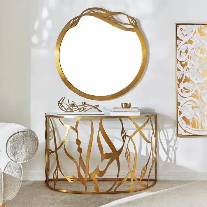 Kashida collaborates with Home Centre during Ramadan on an exclusive collection to bring modern beautiful Islamic homeware and furniture to Home Centre stores across the region