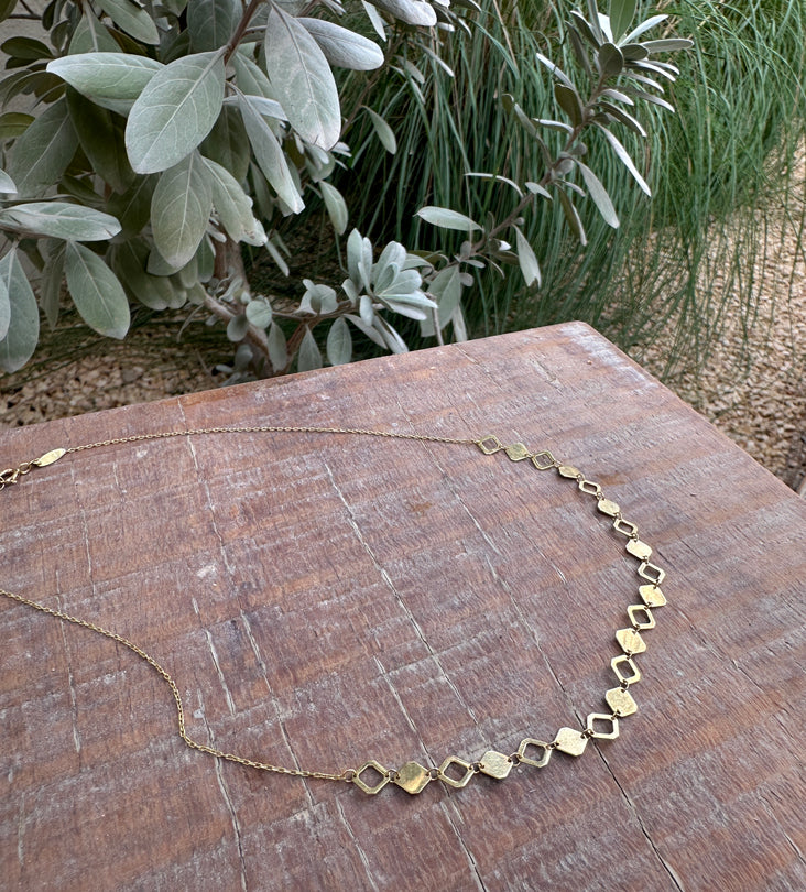 Nuqat Necklace