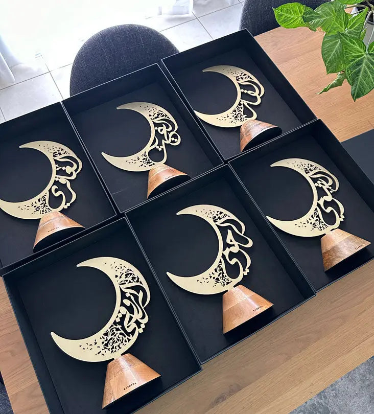 Ramadan Family Hilal Crescent Kashida Design