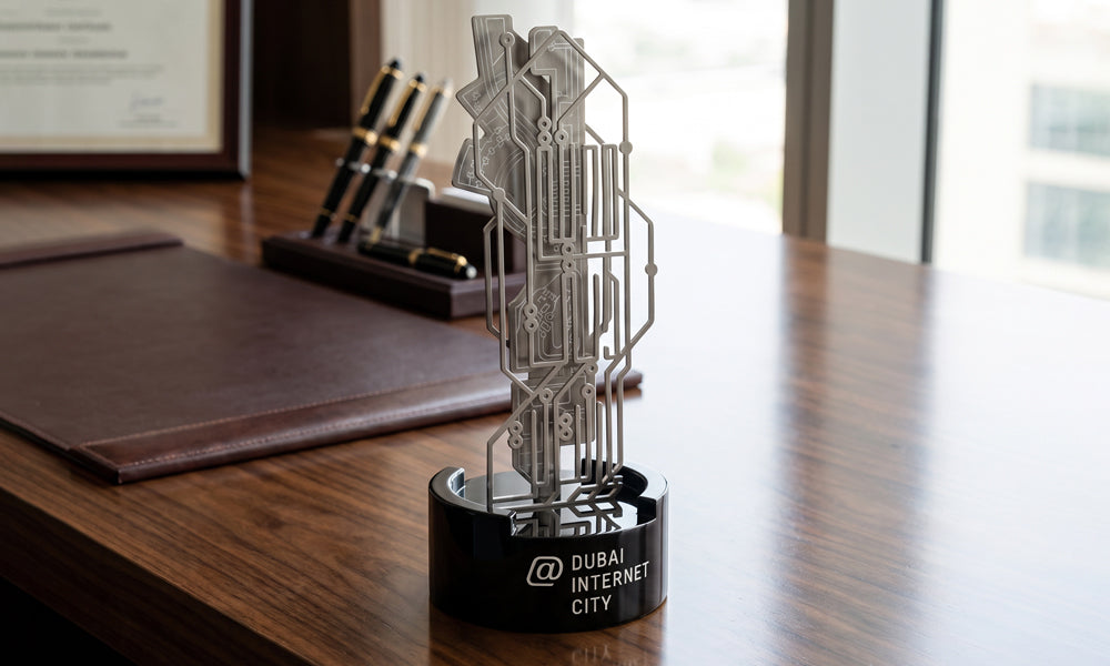 Digital Era Trophy Kashida Design