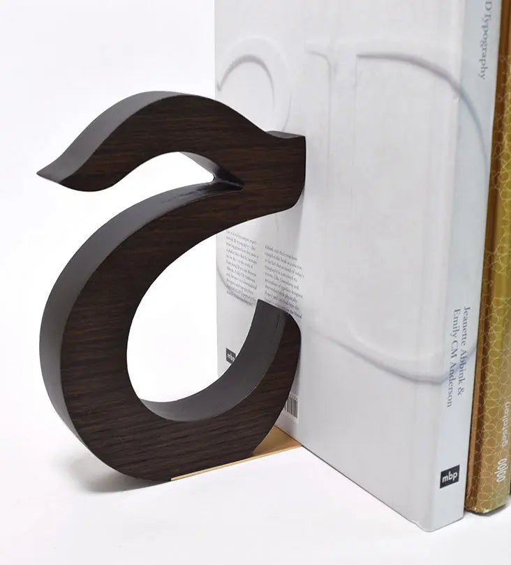 Personalized Arabic calligraphy wooden letter bookends 