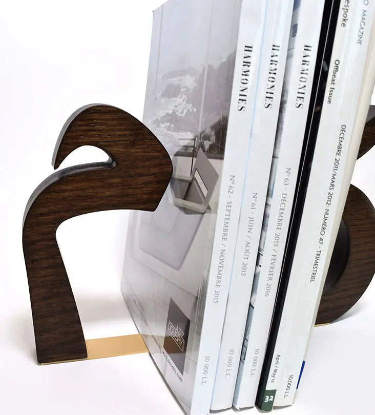 Personalized Arabic calligraphy wooden letter bookends 
