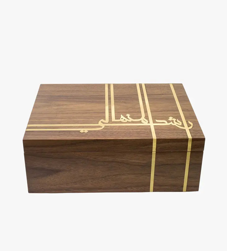 Personalized luxurious humidor in walnut and cedar wood with Arabic calligraphy names